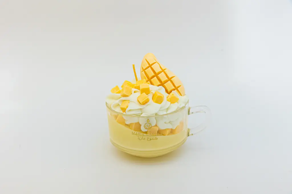 ICE-CREAM ROUND CUP MANGO CANDLE
