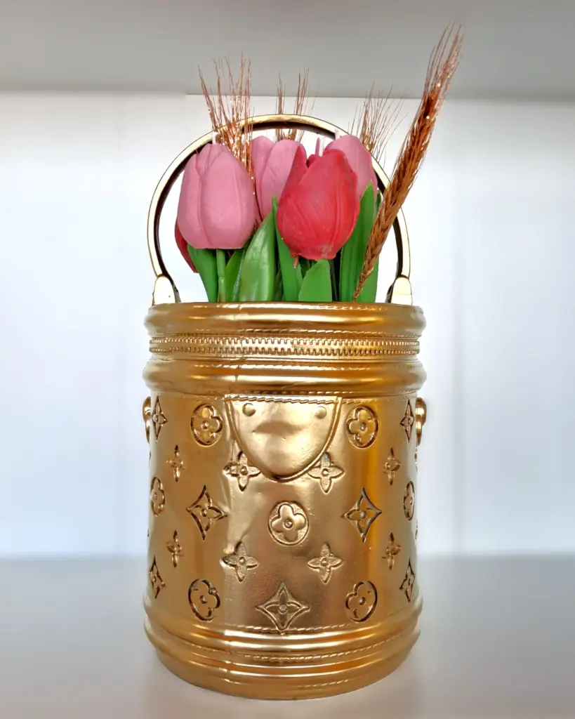 Luxury HandBag Flower Gold Candle شمعة وردة حقيبة يد ذهبية فخمة