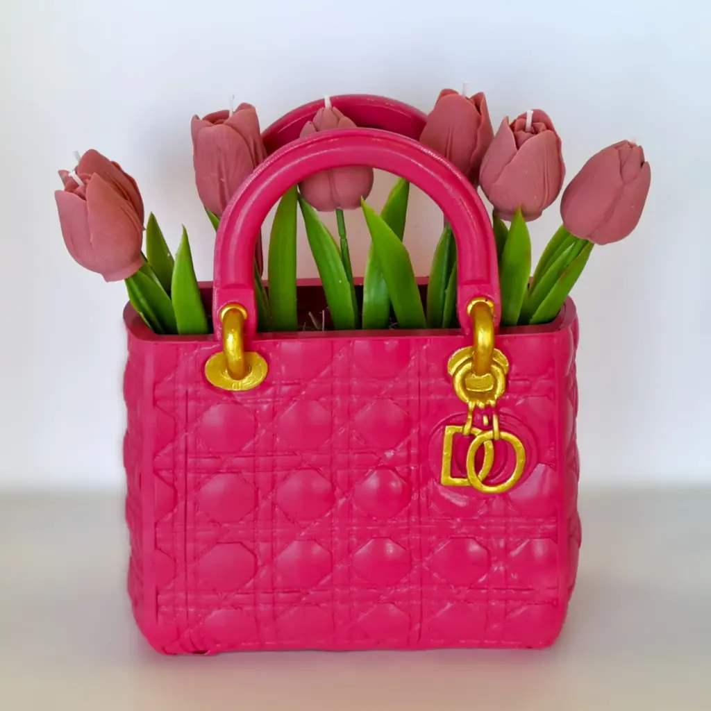Luxury HandBag Flower Sqaure Candle شمعة وردة حقيبة يد مربع فخمة (وردي)