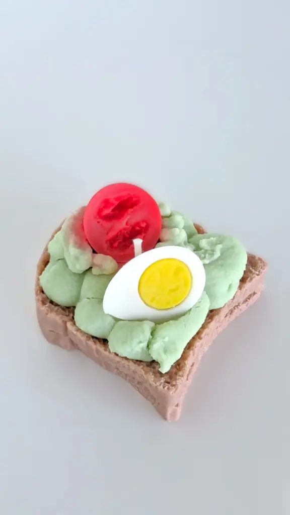 Breakfast Toast candle شمعة توست الإفطار
