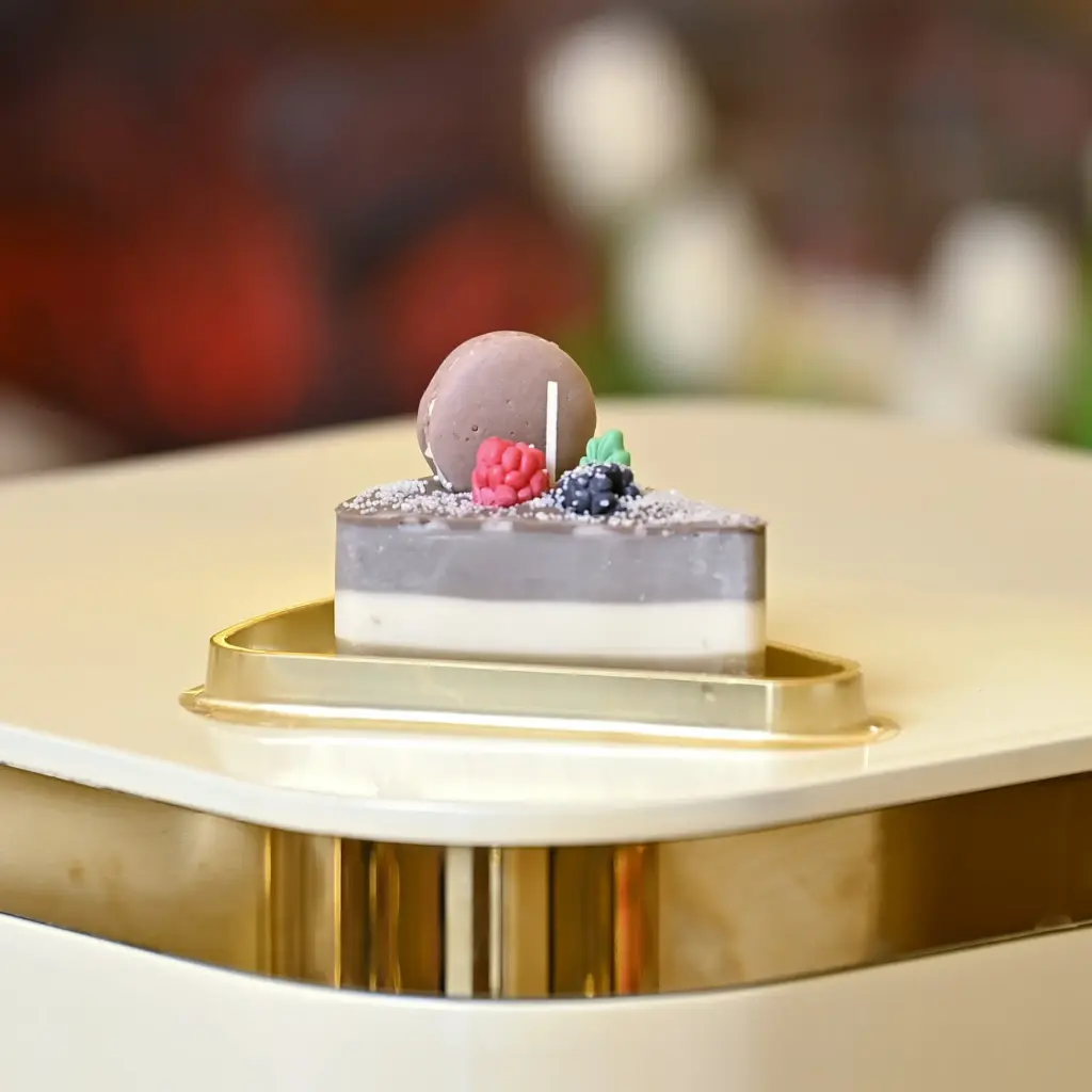 cheesecake slice mix candle شمعة شريحة تشيز كيك ميكس (Layered Mousse Cheesecake)