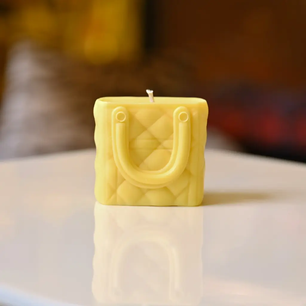 bag candle small شمعة حقيبة صغيرة