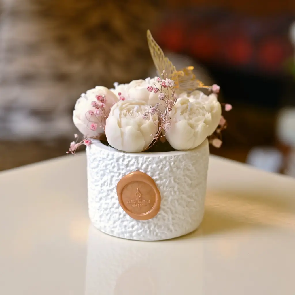 Bride Flower Ceramic Pot Candle شمعة العروس زهور جرة سيراميك