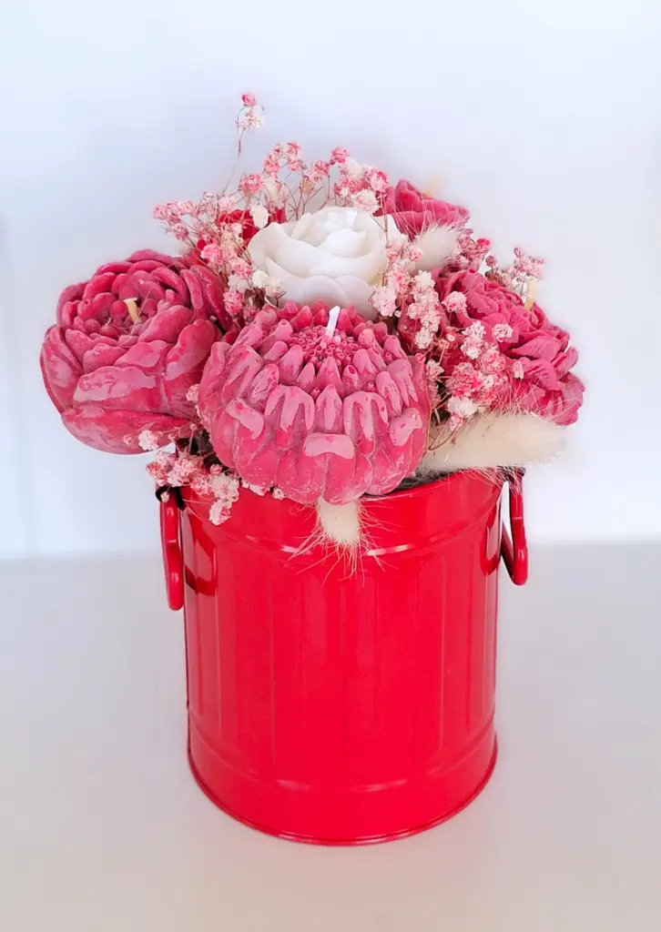 Metal Flower Bouquet Candle شمعة باقة زهور معدنية