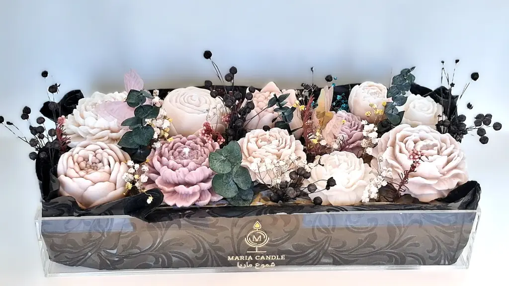 Rectangular box of flower candle شمعة صندوق زهور مستطيل