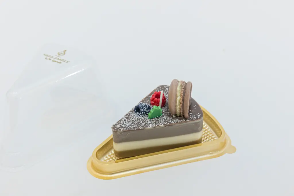 CHEESECAKE SLICE MIXBERRY CANDLE