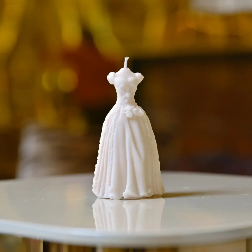 Bride candle small شمعة العروس صغيرة