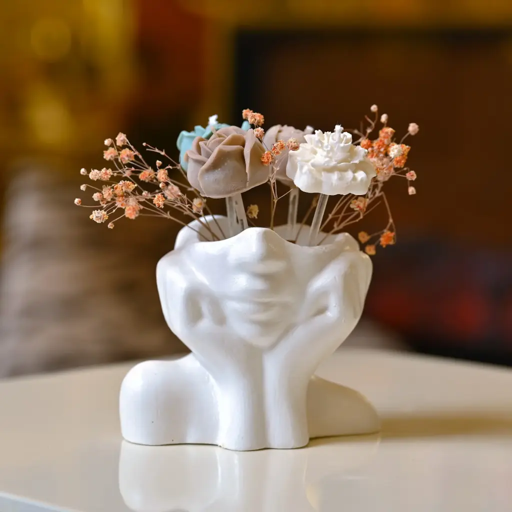 Bride Lady Face Ceramic candle شمعة العروس وجه المرأة سيراميك